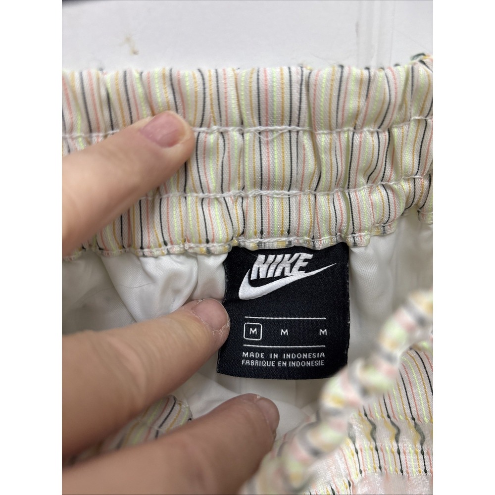 NIKE SPORTSWEAR Earth Day Shorts Loose Fit - Size Medium - Picture 4 of 9